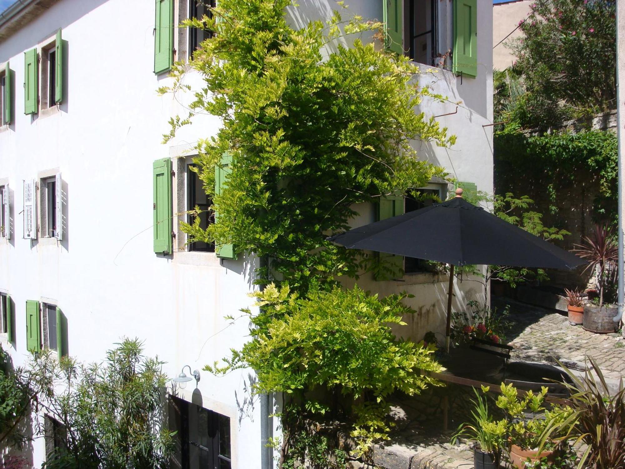 Casa Pino Pina Leilighet Motovun Eksteriør bilde